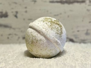 Gold Glitter Party Fizzy Bath Bomb 4.5 Oz - Product Image