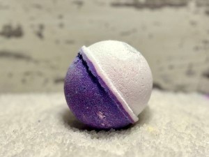 Lavender Mint Fizzy Bath Bomb 4.5 Oz - Product Image