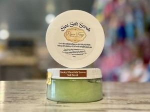 Smoky Mountain Leaves Sea Salt Scrub 8 Oz - Product Image