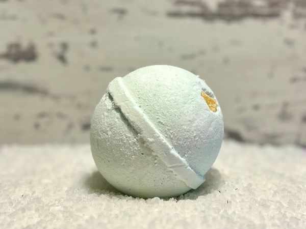Apple Orchard Fizzy Bath Bomb 4.5 Oz - Product Image