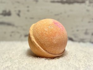 Bubble Gum Fizzy Bath Bomb 4.5 Oz - Product Image