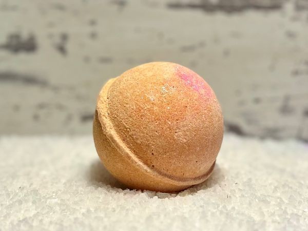 Bubble Gum Fizzy Bath Bomb 4.5 Oz - Product Image