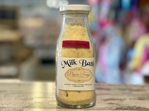 Cherry Almond Milk Bath 10 Oz - Product Image