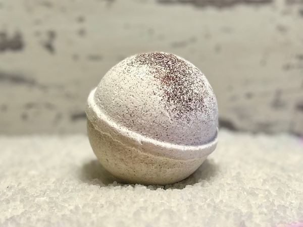 Cinnamon Roll Fizzy Bath Bomb 4.5 Oz Cinnamon Roll Fizzy Bath Bomb 4.5 Oz - Product Image