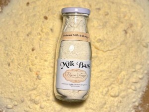 Oatmeal, Milk, and Honey Milk Bath 10 Oz - Product Image